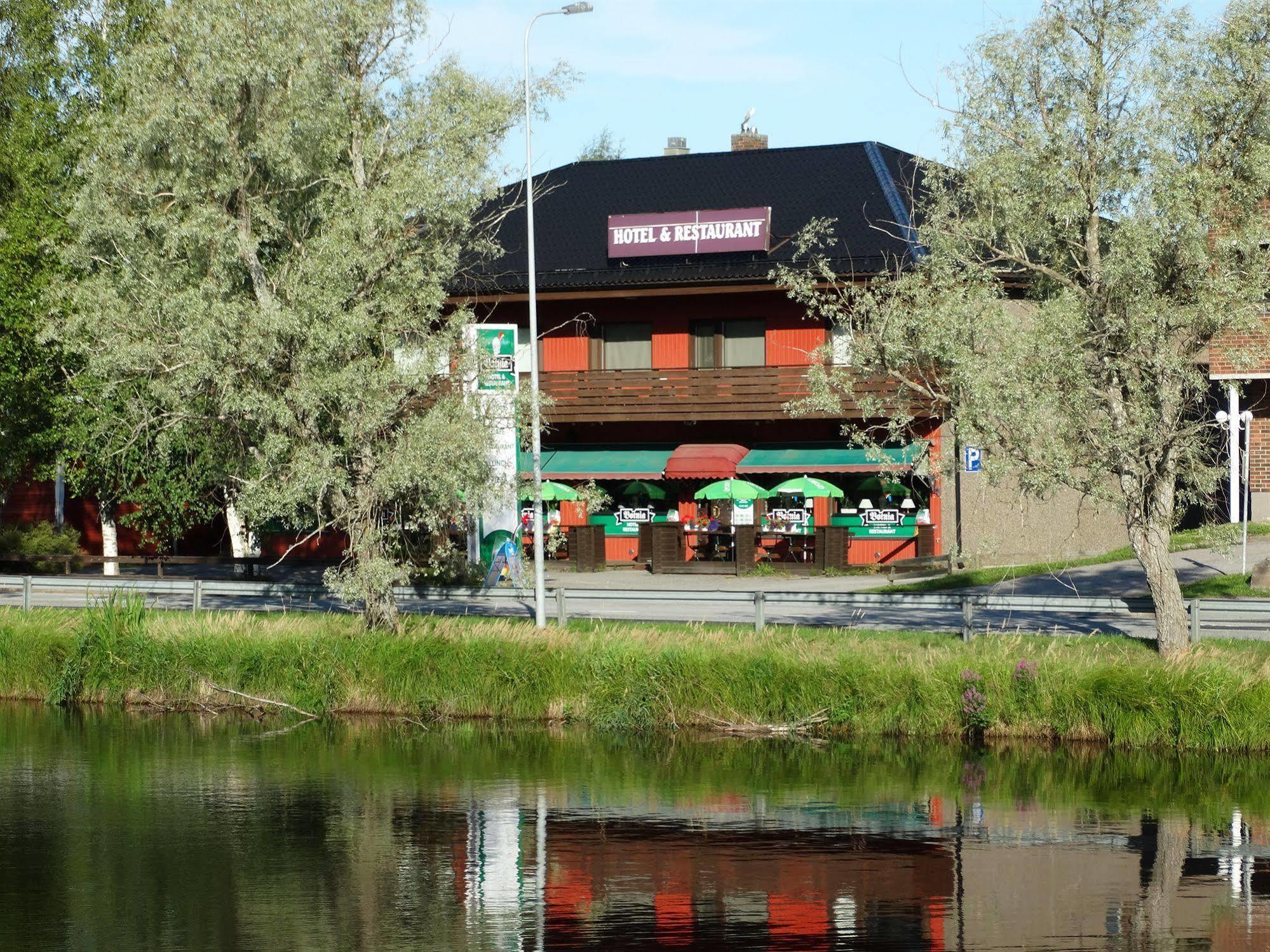 Botnia Hotel&Restaurant Kruunupyy Exterior foto